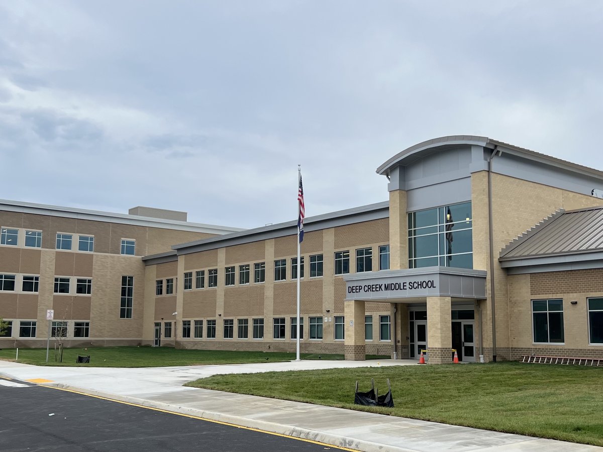 Deep Creek, VA - File:Deep Creek Middle School.jpg - Wikimedia Commons